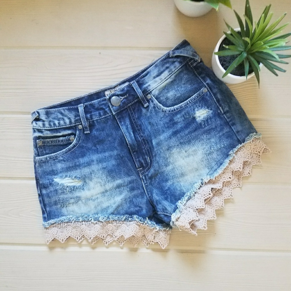 Free People Distressed Crochet Hem Jean Shorts 26